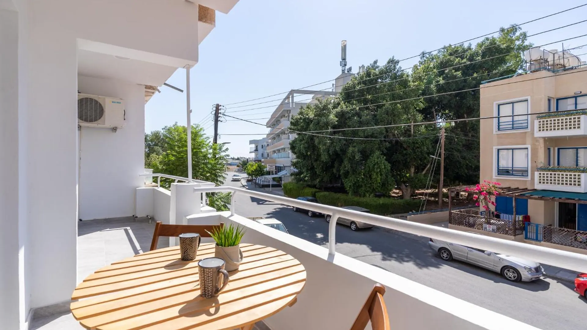 Powder'S 1-Bedroom Retreat In Mackenzy, Larnaca